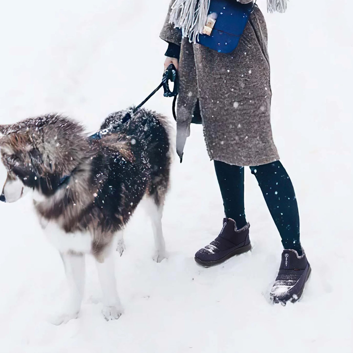 Winter Snow Boots for Women Warm Faux Fur Lined Ankle Boots Waterproof Insulated Slip on Booties Comfortable Snow Shoes Outdoor Short Blue Boots