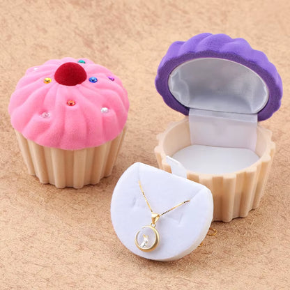 1 Piece Lovely Cake Gift Box Holder Jewelry Box Case Velvet Wedding Ring Box for Earrings Necklace Display & Packaging 2 Colors