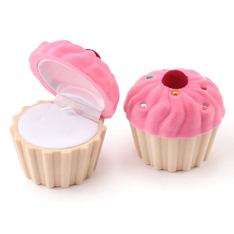 1 Piece Lovely Cake Gift Box Holder Jewelry Box Case Velvet Wedding Ring Box for Earrings Necklace Display & Packaging 2 Colors