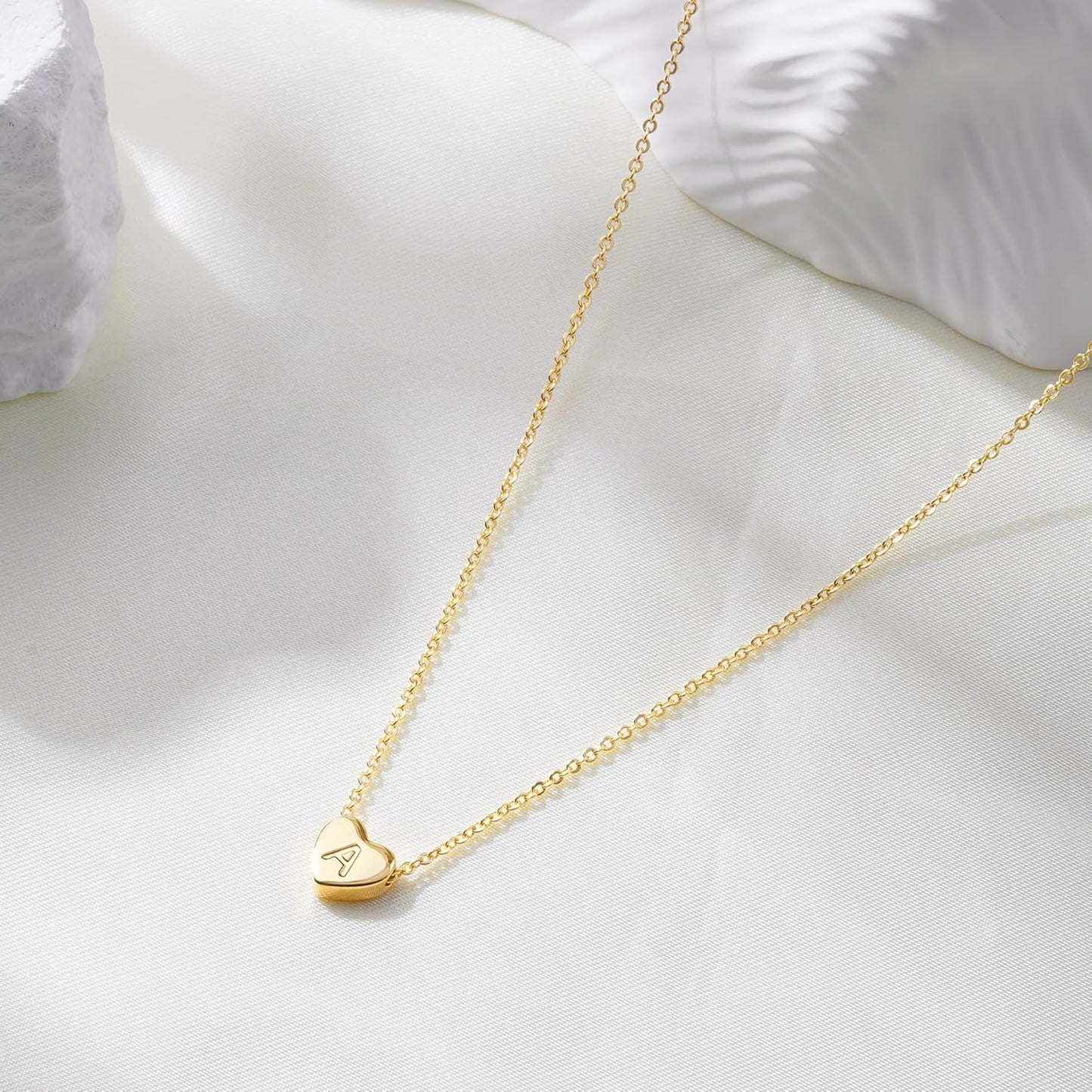 Heart Initial Necklaces for Women Girls - 14K-Gold-Plated Heart Pendant Letter Alphabet Necklace Letter Initial Necklace Gifts for Girls Teens